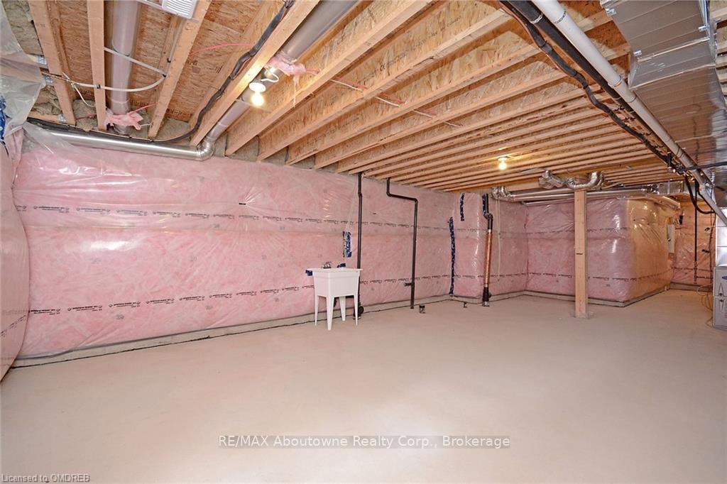 Photo 47 of 30 Skinner Drive, Guelph, Grange Road — HOMEH