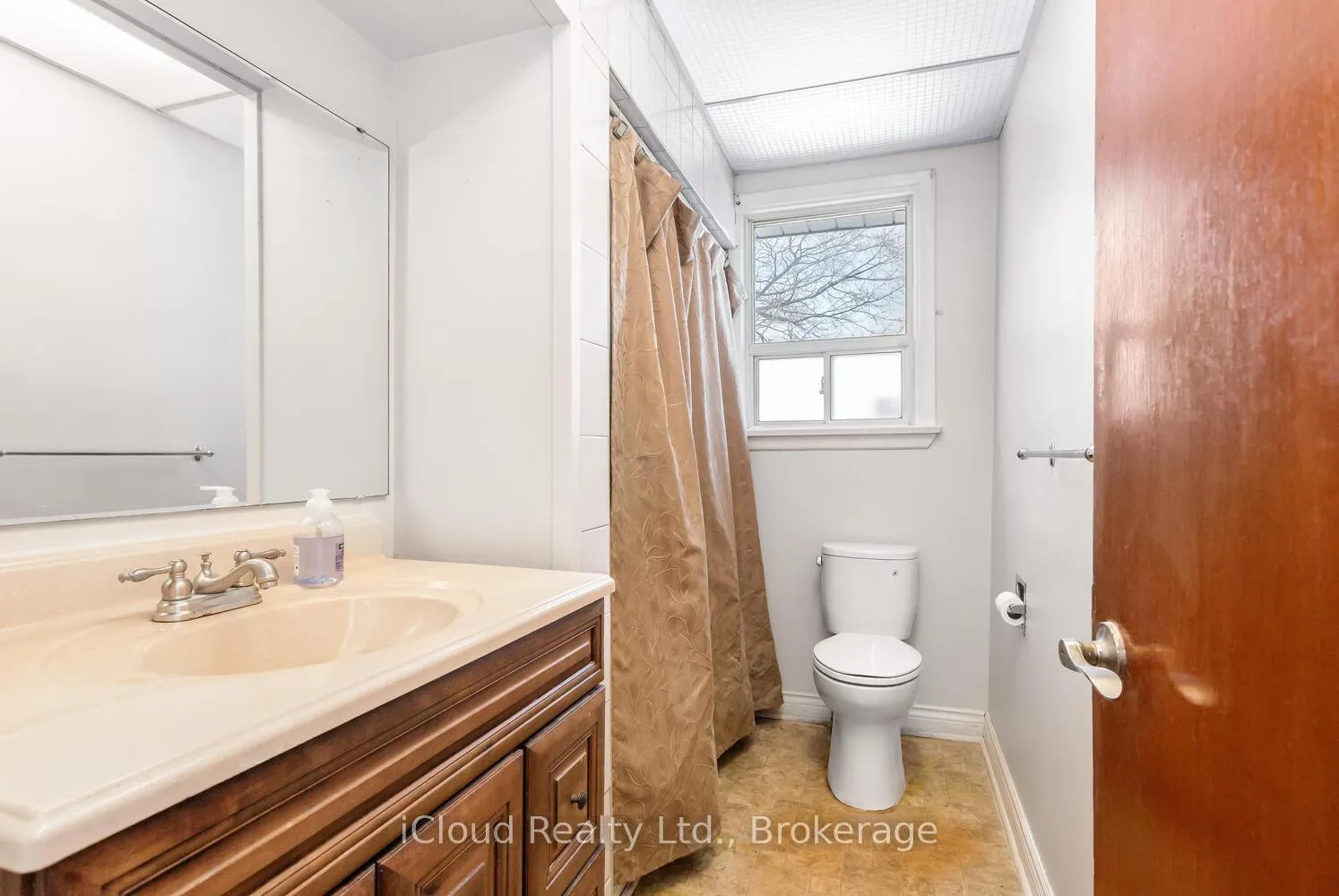 Photo 18 of 22 Mcculla Avenue, Brampton, Brampton North — HOMEH
