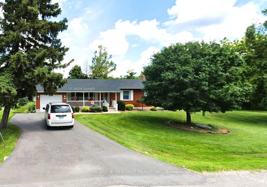 Photo 1 of 209 Hillview Drive, Peterborough, Northcrest Ward 5 — HOMEH