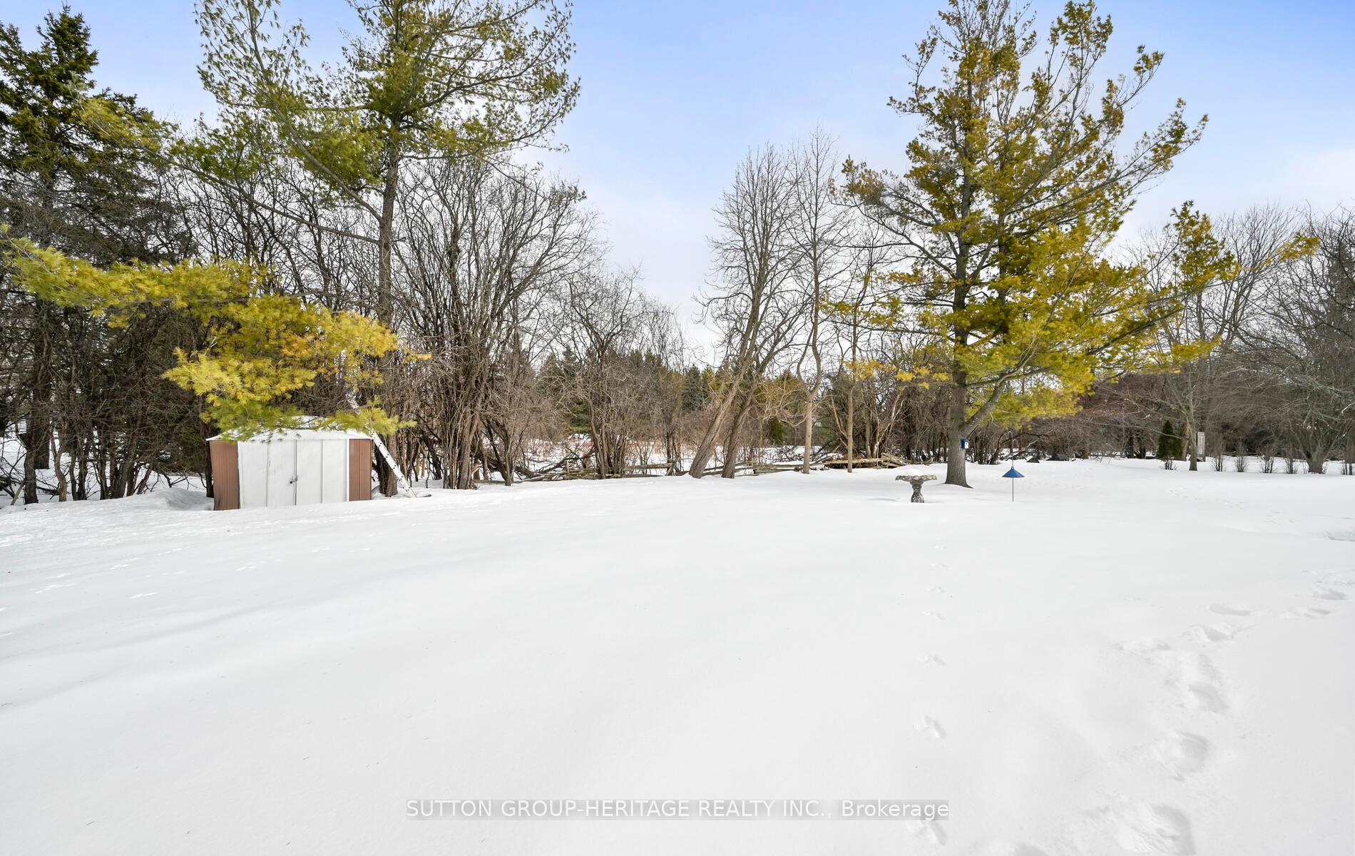 Photo 29 of 209 Hillview Drive, Peterborough, Northcrest Ward 5 — HOMEH