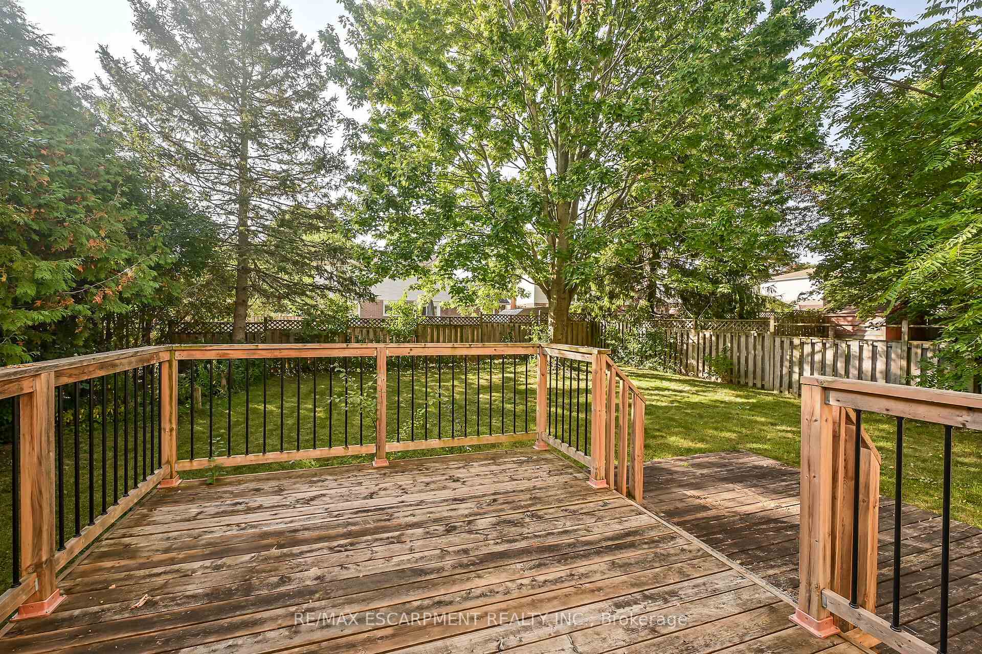 Photo 7 of 494 Kortright Road W, Guelph, Kortright West — HOMEH