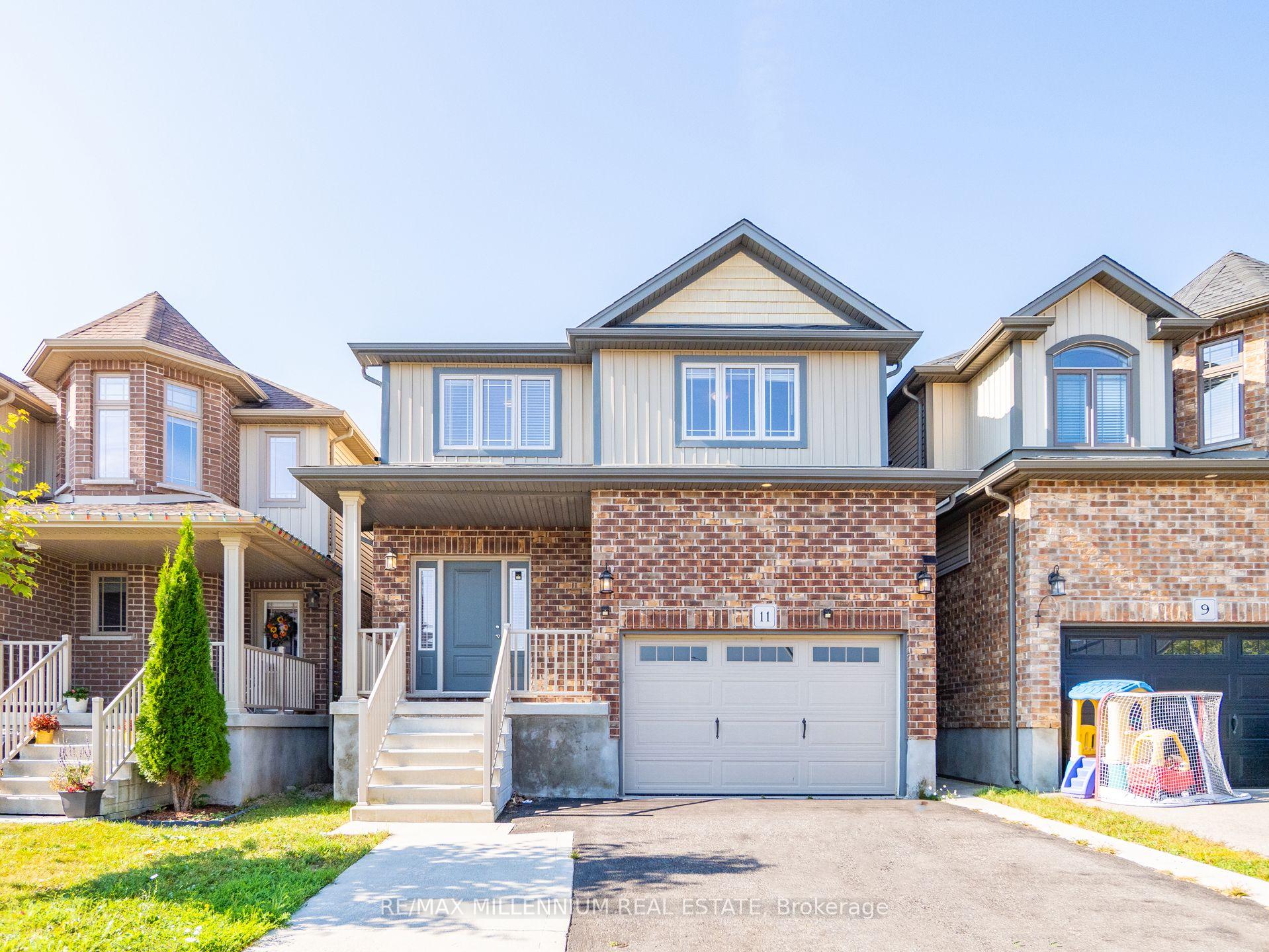 Photo 2 of Unit #3, 11 Burcombe Cross UPPER, Guelph, Pineridge/Westminster Woods — HOMEH