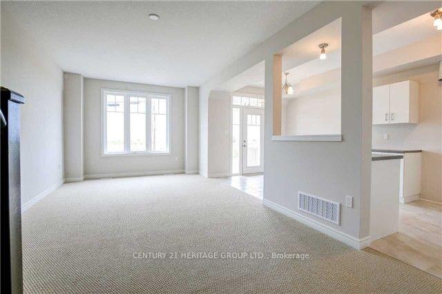 Photo 4 of 96 Dunrobin Lane, Grimsby, Grimsby Beach — HOMEH