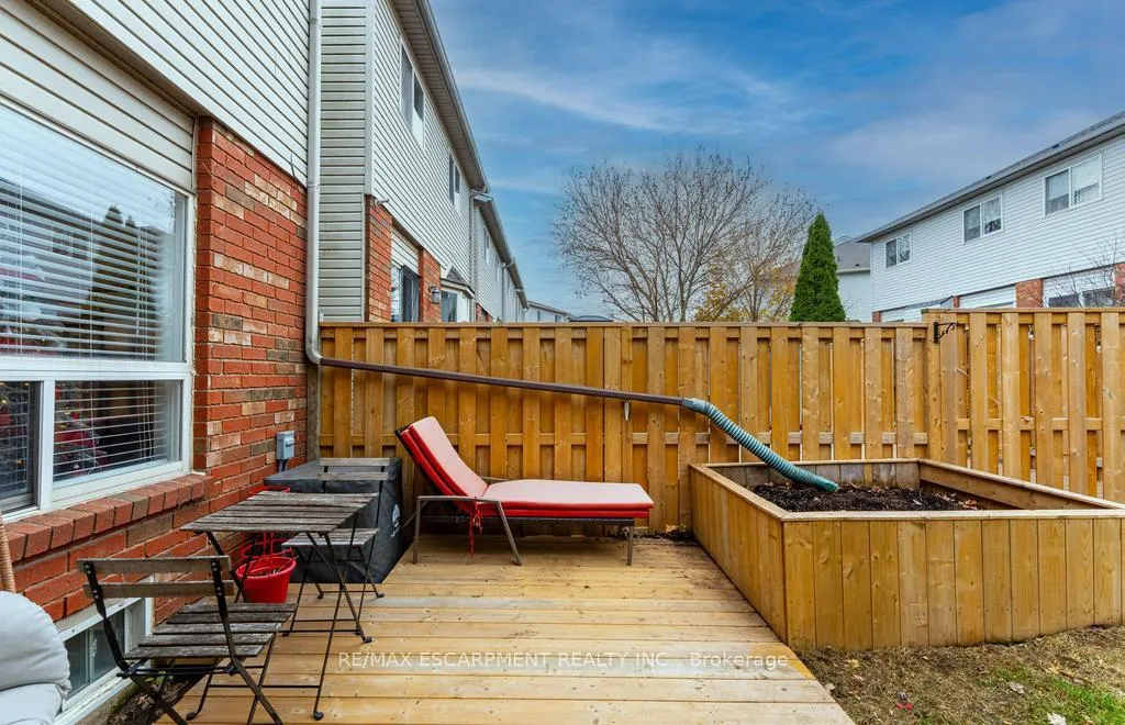 Photo 18 of 11 Glenhollow Drive, Hamilton, Stoney Creek Mountain — HOMEH