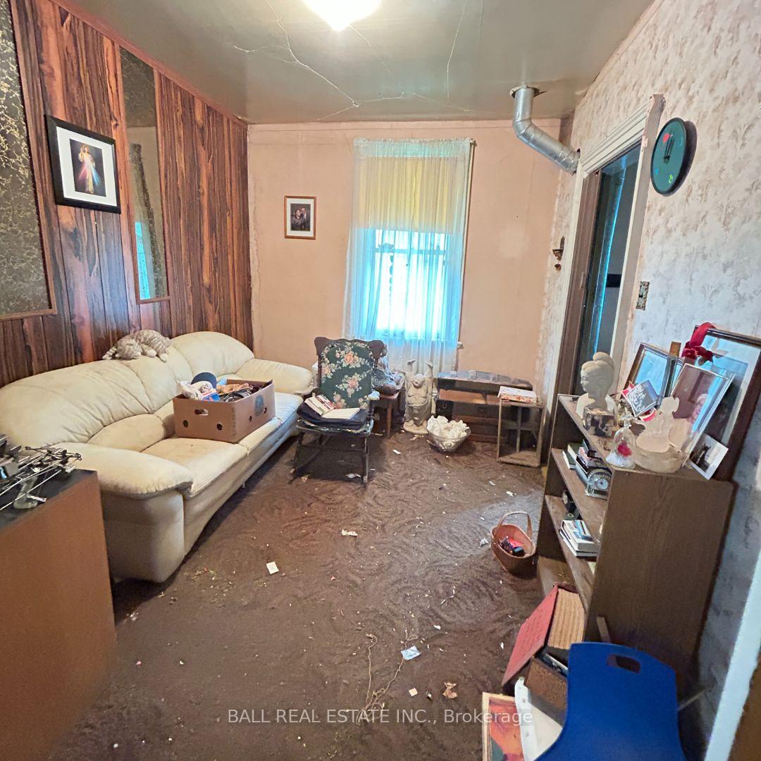 Photo 7 of 718 Elcombe Crescent, Peterborough, Town Ward 3 — HOMEH