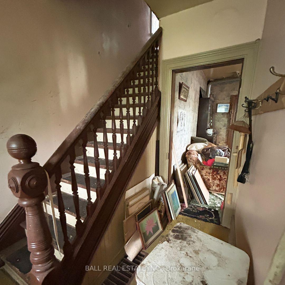 Photo 10 of 718 Elcombe Crescent, Peterborough, Town Ward 3 — HOMEH