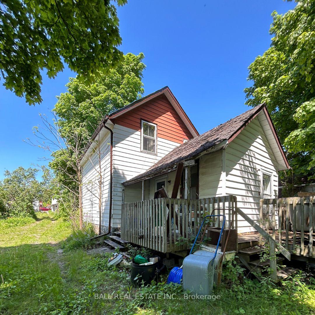 Photo 16 of 718 Elcombe Crescent, Peterborough, Town Ward 3 — HOMEH