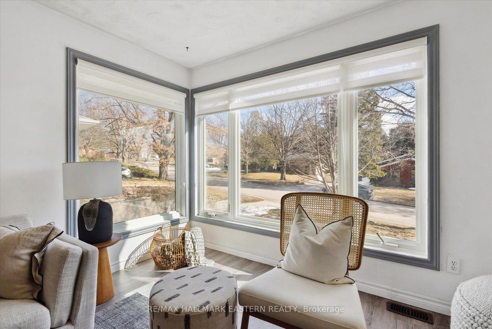 Photo 11 of 1221 Olympus Avenue, Peterborough, Northcrest Ward 5 — HOMEH