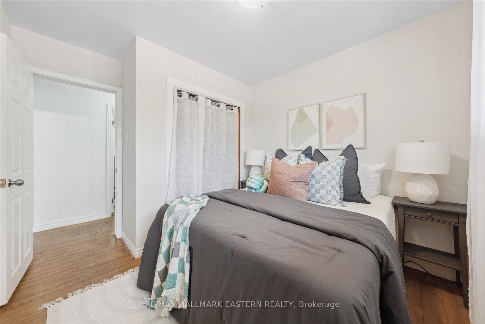 Photo 21 of 1221 Olympus Avenue, Peterborough, Northcrest Ward 5 — HOMEH