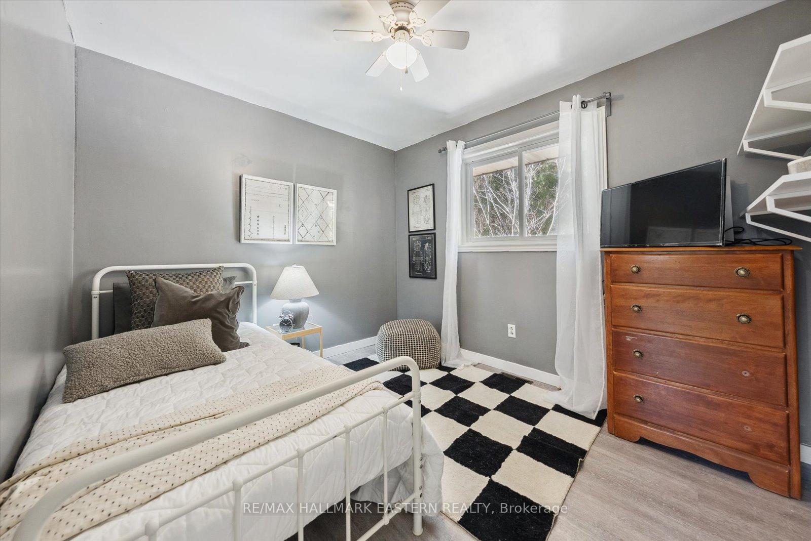 Photo 24 of 1221 Olympus Avenue, Peterborough, Northcrest Ward 5 — HOMEH