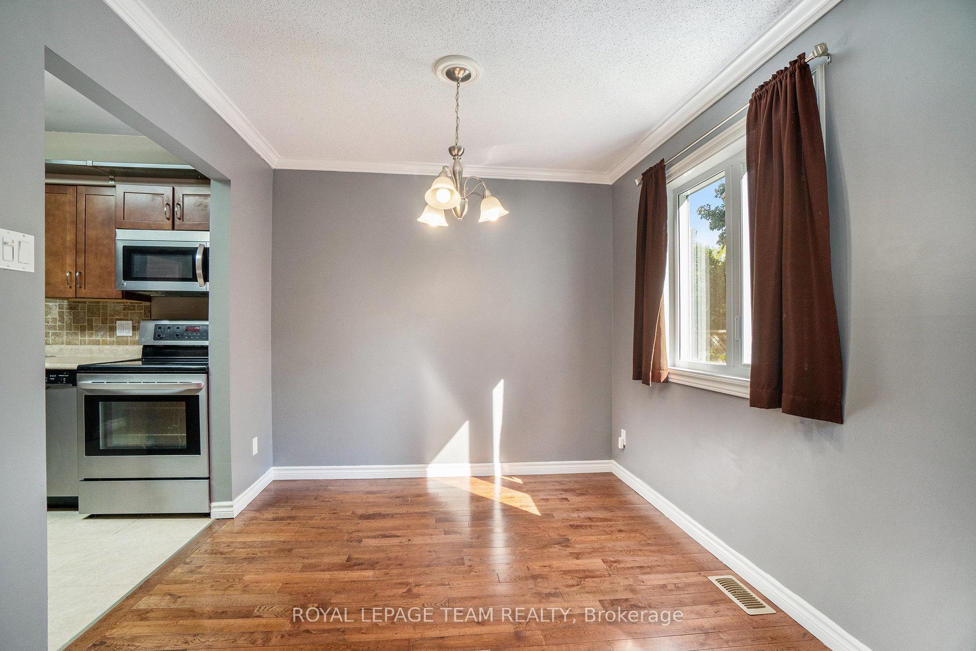 Photo 4 of 93 Burgess Street, Carleton Place — HOMEH