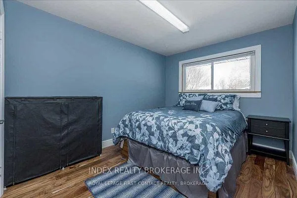 Photo 9 of 18 Bothwell Crescent, Barrie, Wellington — HOMEH