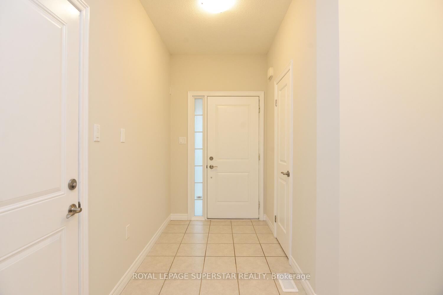 Photo 5 of Unit 10, 7 Lakelawn Road, Grimsby, Grimsby Beach — HOMEH