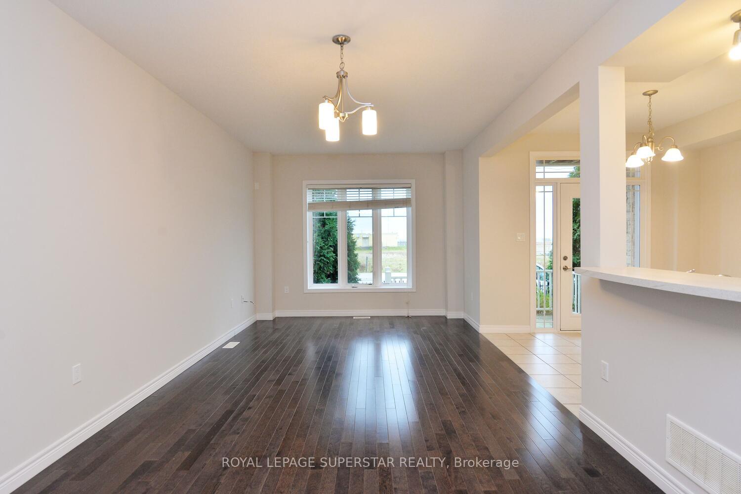 Photo 6 of Unit 10, 7 Lakelawn Road, Grimsby, Grimsby Beach — HOMEH
