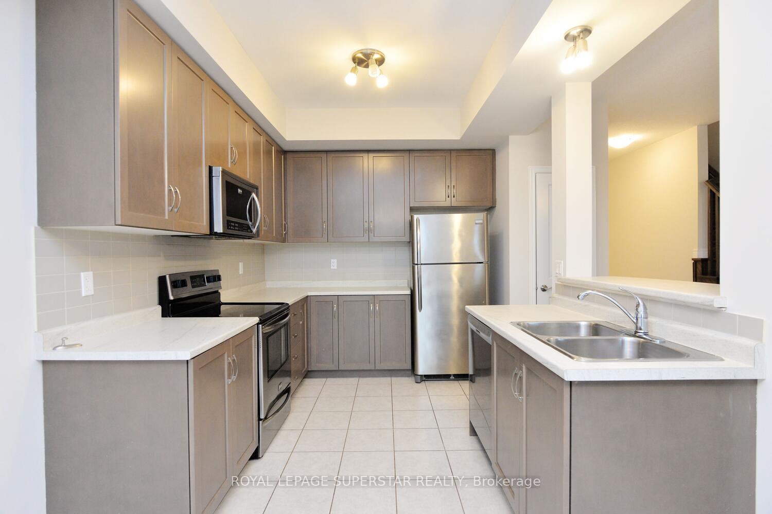 Photo 9 of Unit 10, 7 Lakelawn Road, Grimsby, Grimsby Beach — HOMEH