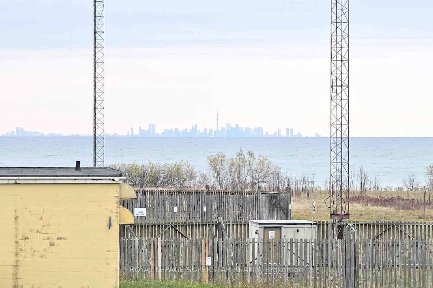 Photo 31 of Unit 10, 7 Lakelawn Road, Grimsby, Grimsby Beach — HOMEH