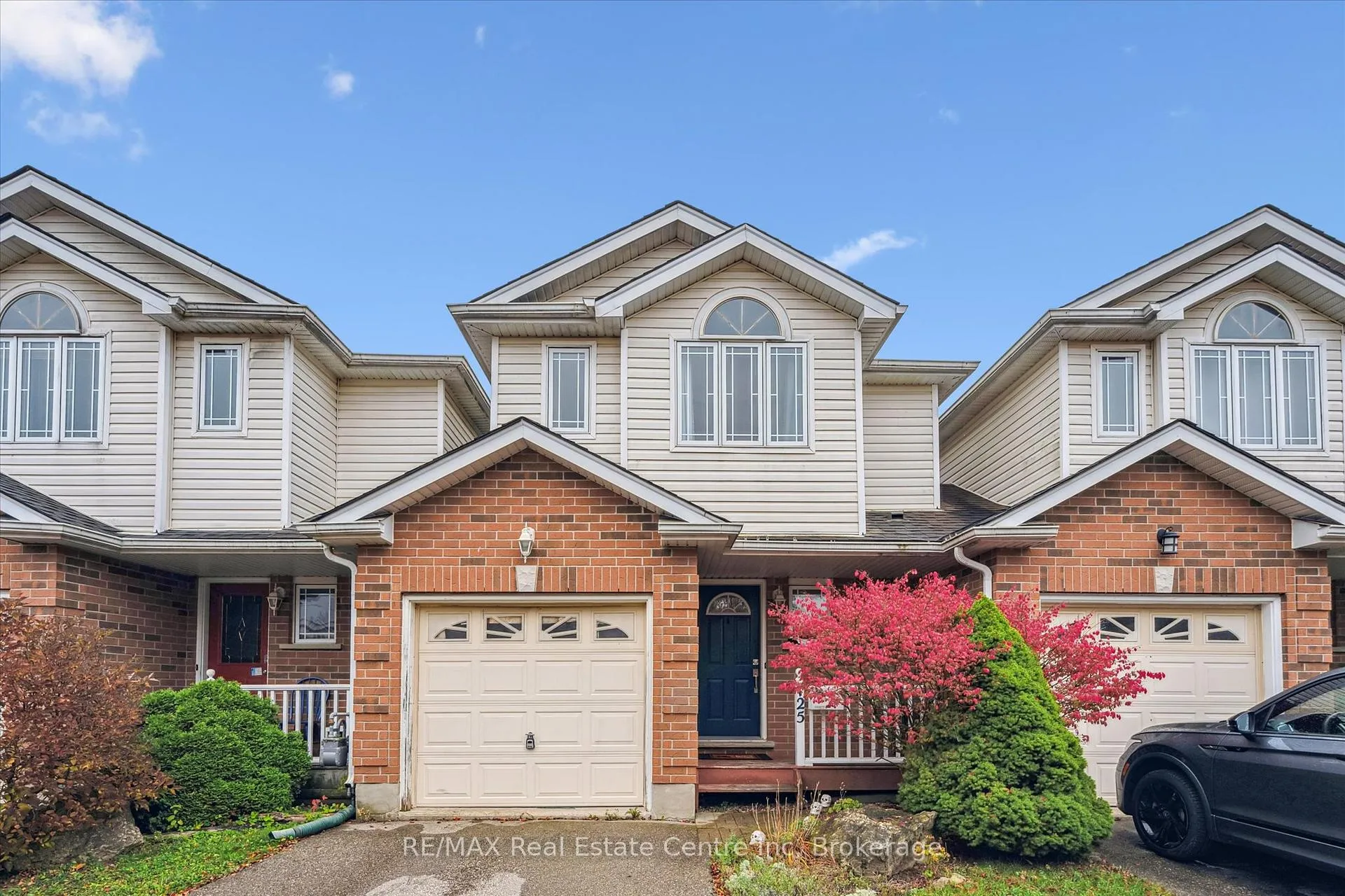 Photo 2 of 125 Rodgers Road, Guelph, Kortright West — HOMEH