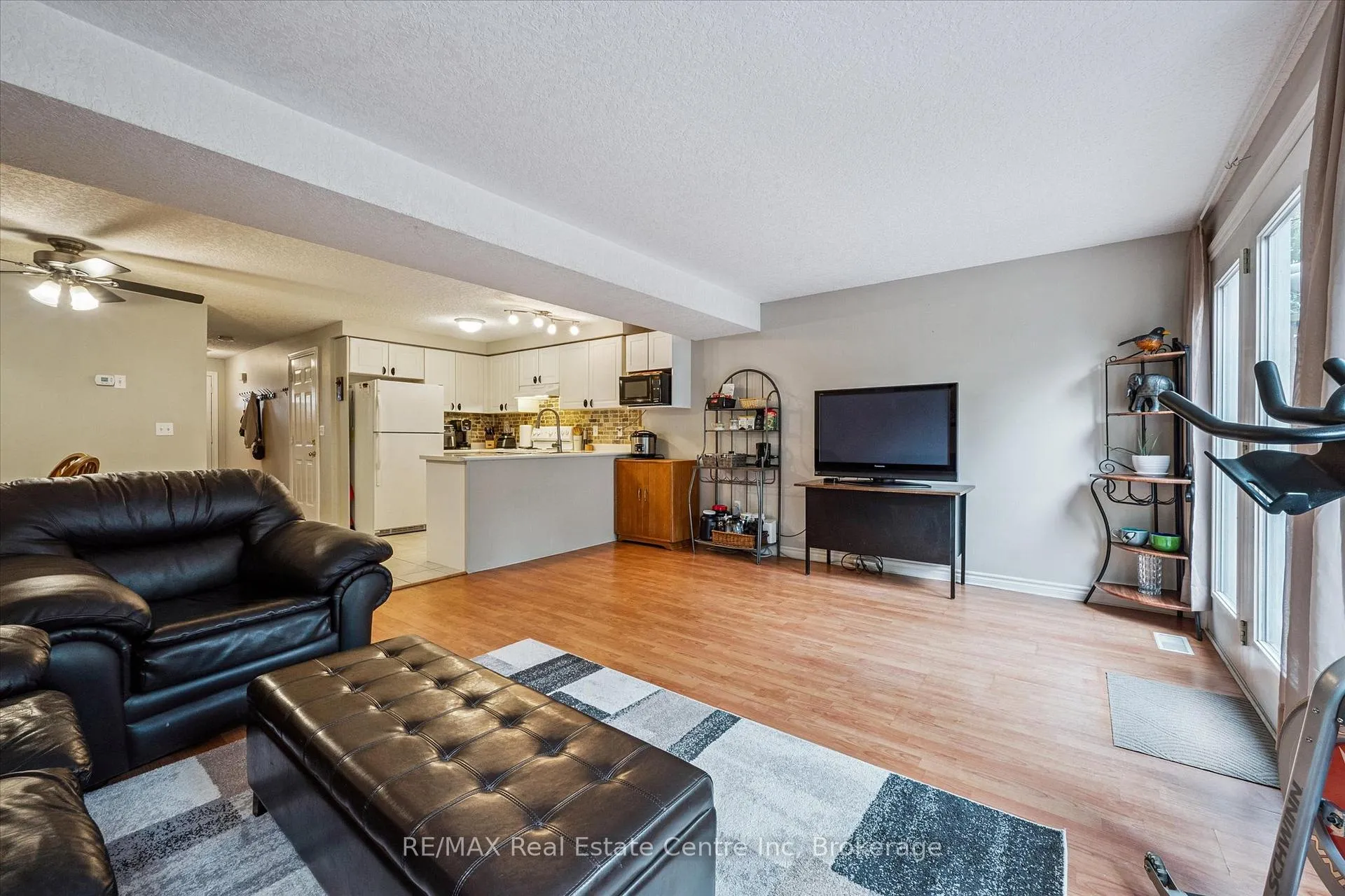 Photo 9 of 125 Rodgers Road, Guelph, Kortright West — HOMEH