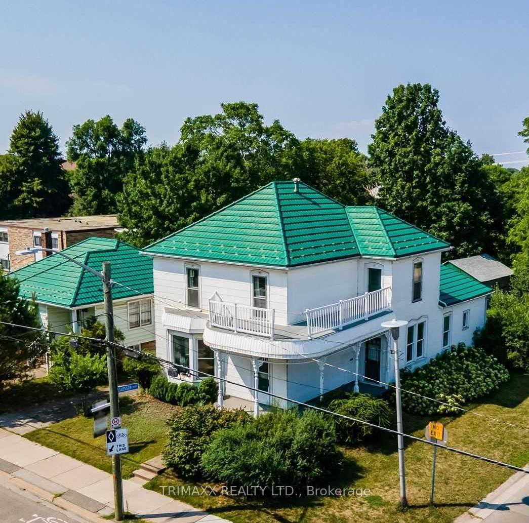 Front of 78 Livingston Avenue