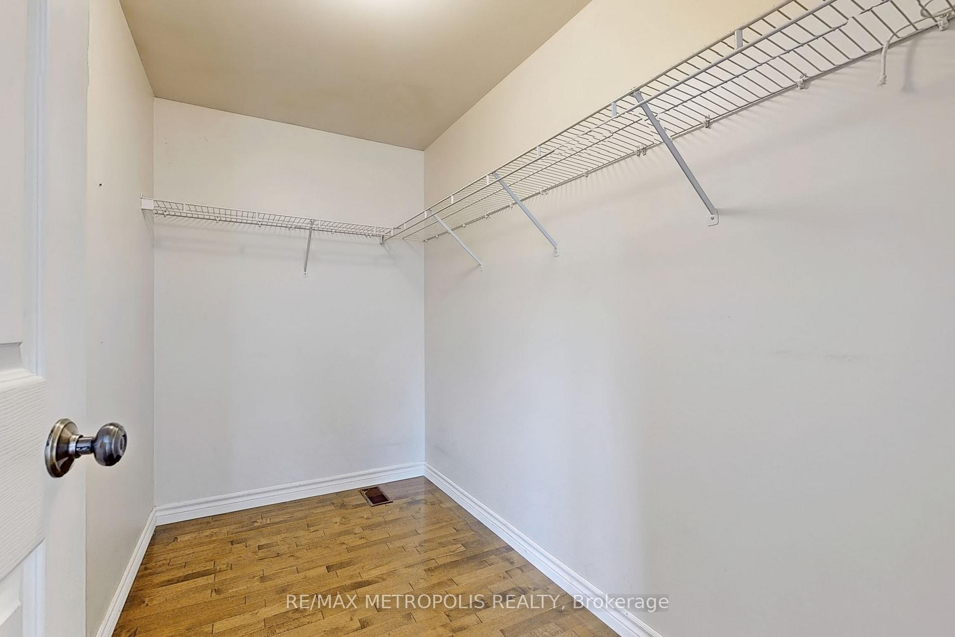 Photo 15 of Unit Upper, 109 Doyle Drive, Guelph, Clairfields/Hanlon Business Park — HOMEH