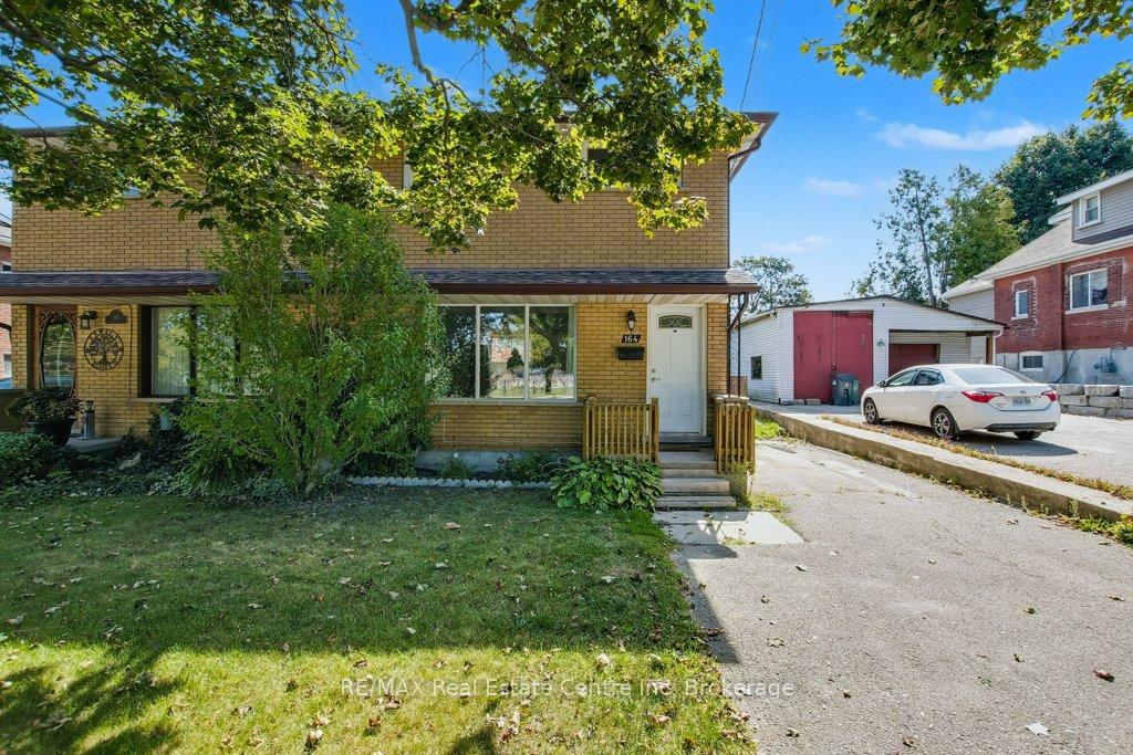 Photo 2 of 164 Willow Road, Guelph, Junction/Onward Willow — HOMEH