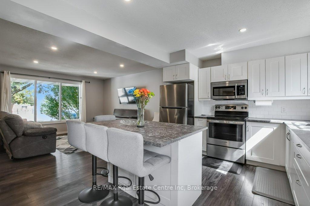 Photo 10 of 164 Willow Road, Guelph, Junction/Onward Willow — HOMEH