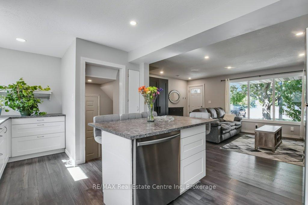 Photo 11 of 164 Willow Road, Guelph, Junction/Onward Willow — HOMEH