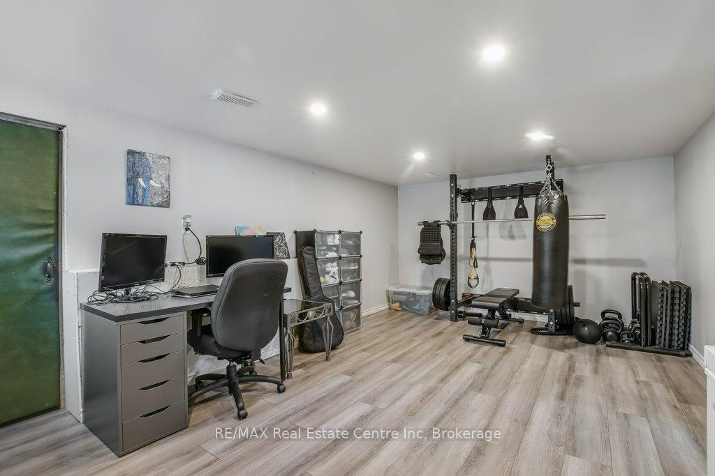 Photo 18 of 164 Willow Road, Guelph, Junction/Onward Willow — HOMEH