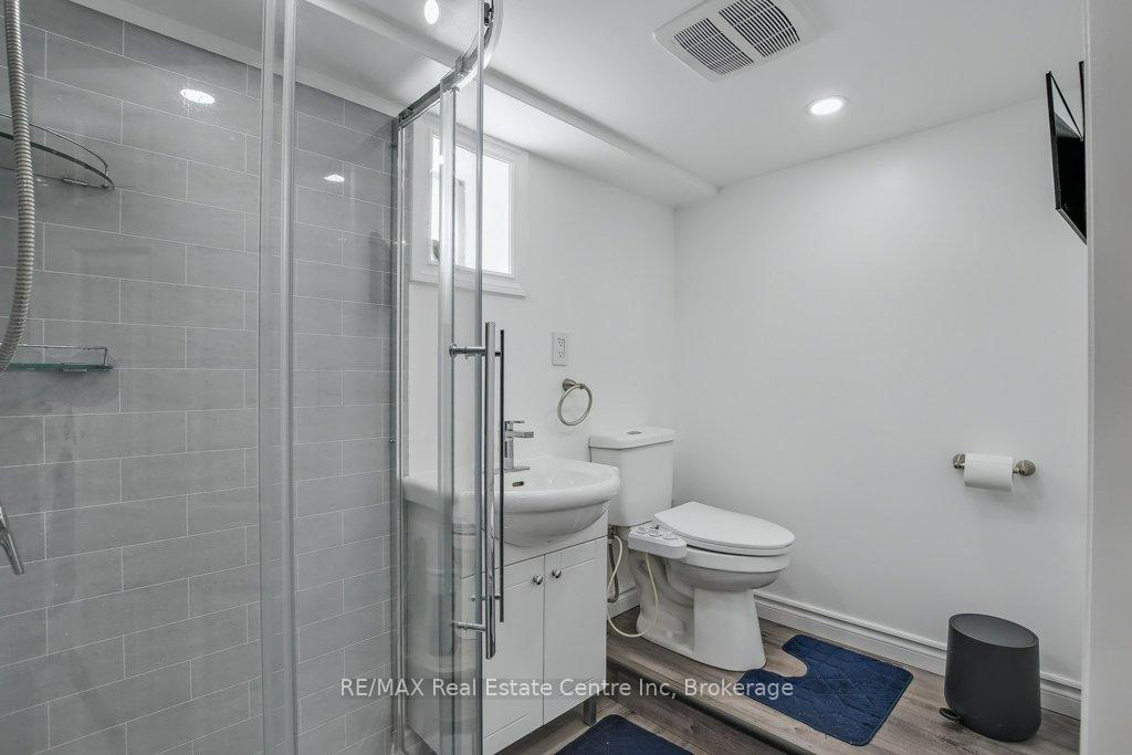 Photo 20 of 164 Willow Road, Guelph, Junction/Onward Willow — HOMEH
