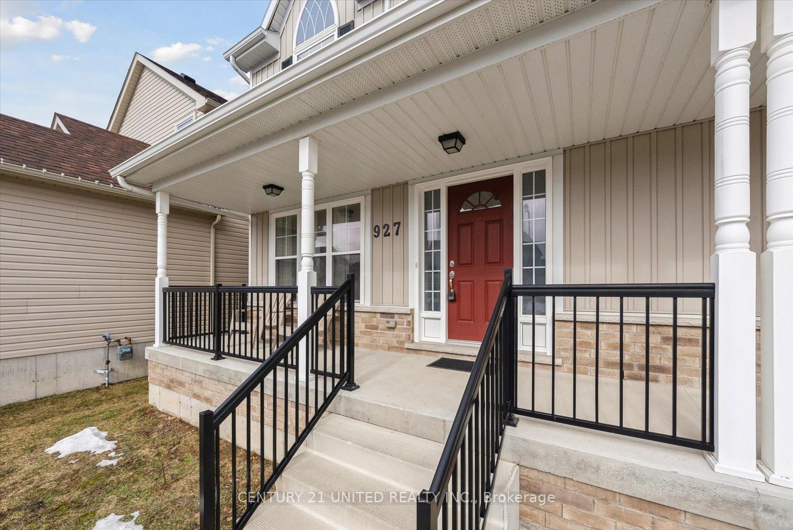 Photo 5 of 927 Broadway Boulevard, Peterborough, Northcrest Ward 5 — HOMEH