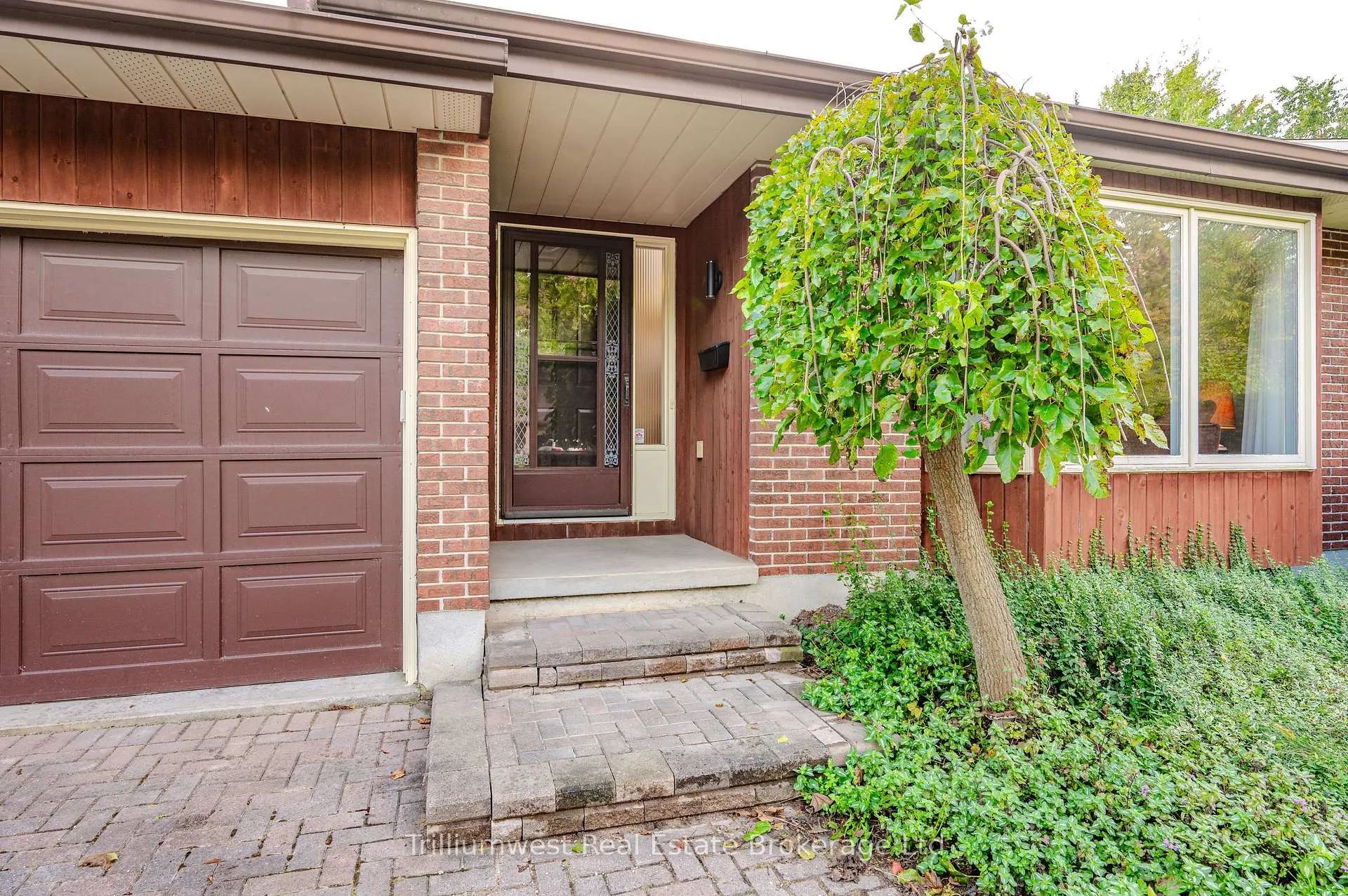 Photo 37 of 2 Pickwick Place, Guelph, Willow West/Sugarbush/West Acres — HOMEH