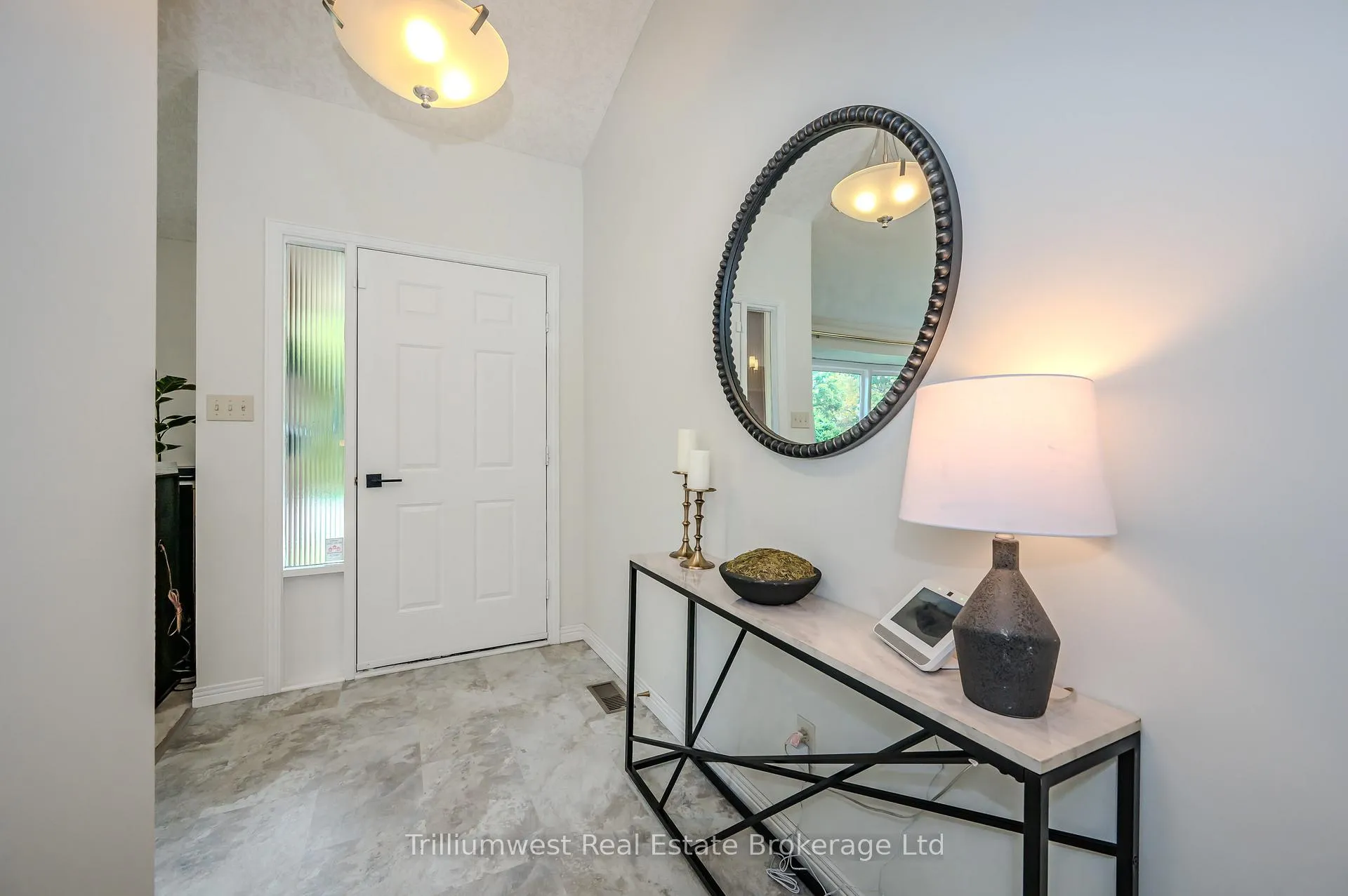 Photo 1 of 2 Pickwick Place, Guelph, Willow West/Sugarbush/West Acres — HOMEH