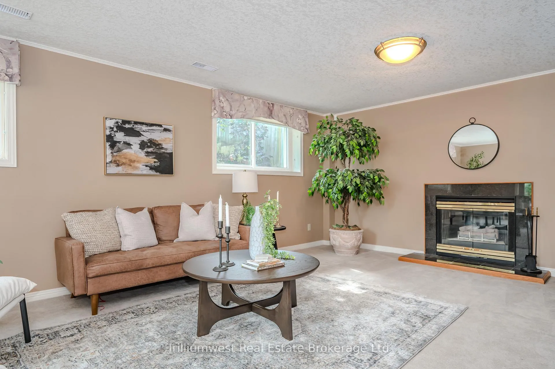 Photo 14 of 2 Pickwick Place, Guelph, Willow West/Sugarbush/West Acres — HOMEH