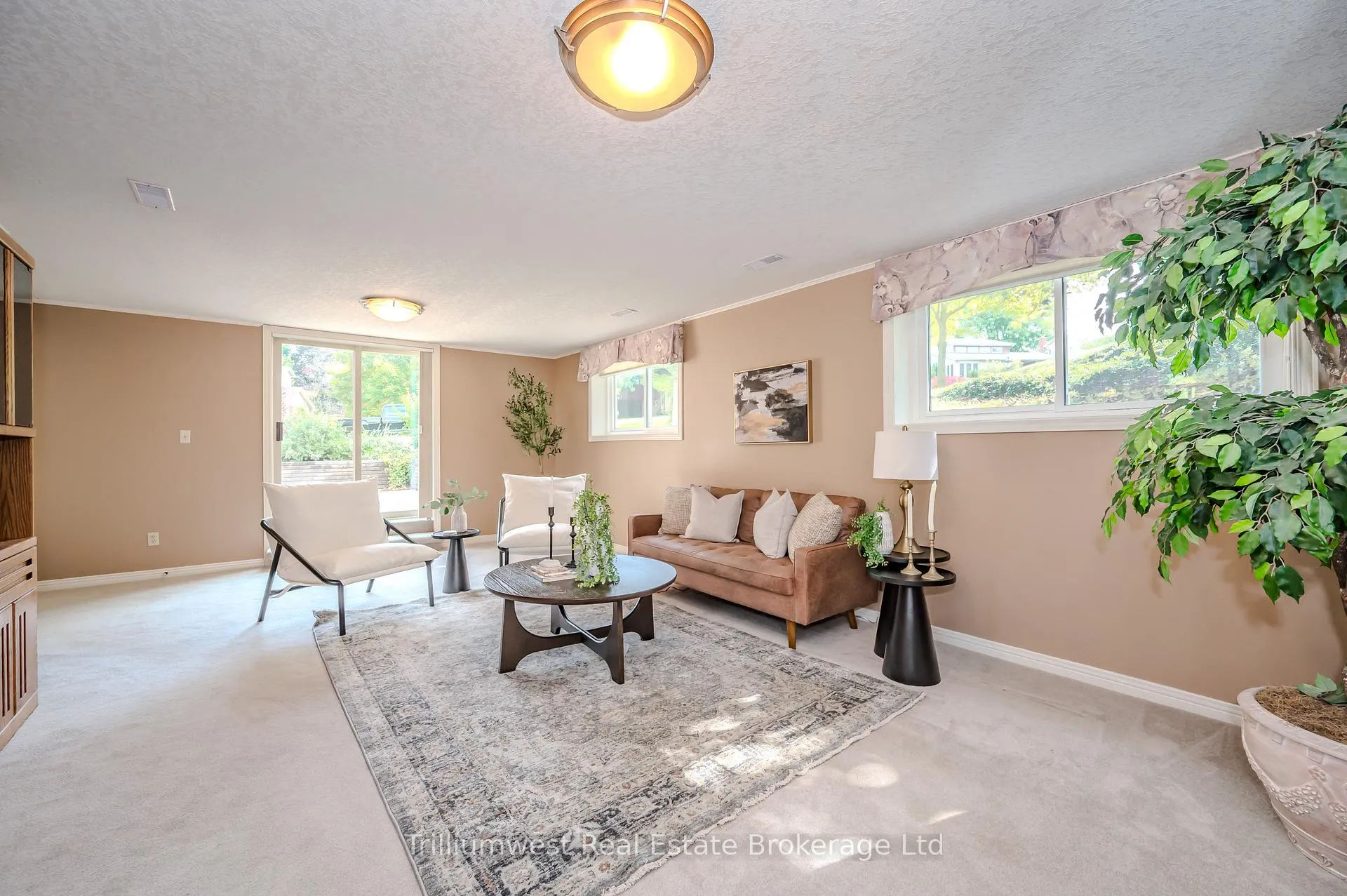 Photo 15 of 2 Pickwick Place, Guelph, Willow West/Sugarbush/West Acres — HOMEH