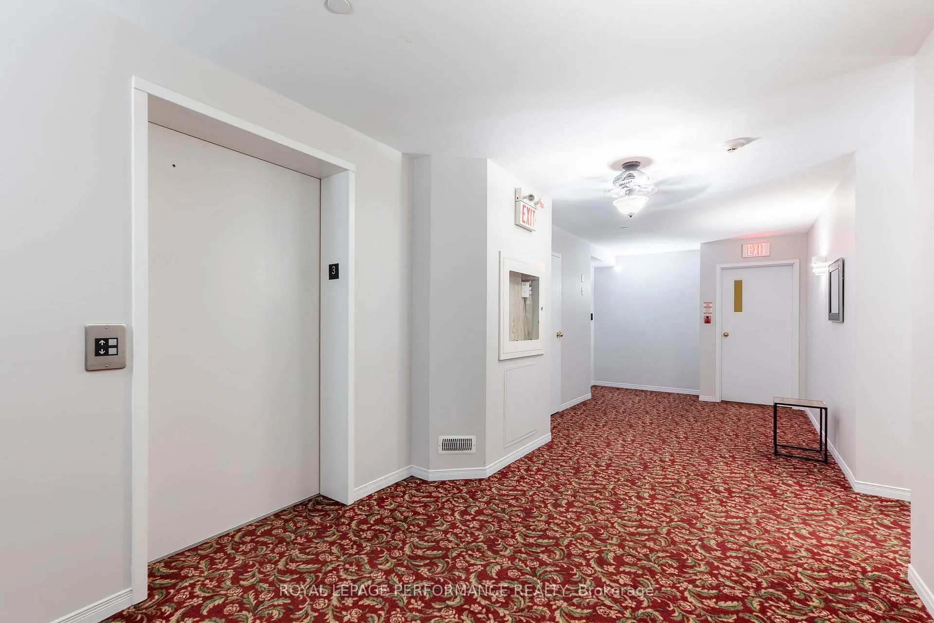 Photo 4 of Unit 301, 331 Water Street W, Cornwall — HOMEH