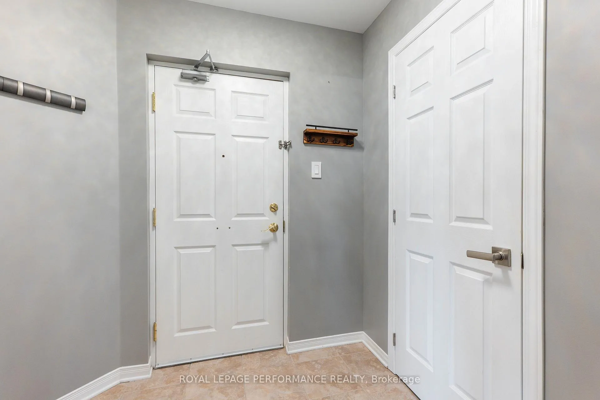 Photo 5 of Unit 301, 331 Water Street W, Cornwall — HOMEH
