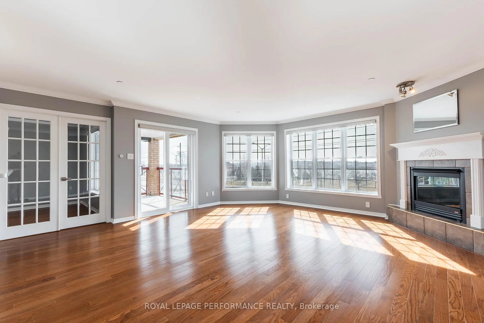Photo 12 of Unit 301, 331 Water Street W, Cornwall — HOMEH