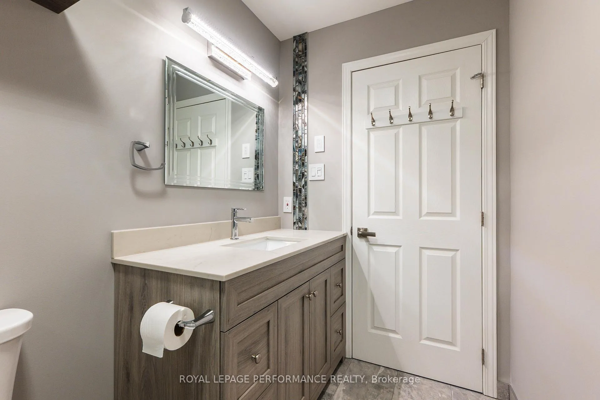Photo 25 of Unit 301, 331 Water Street W, Cornwall — HOMEH