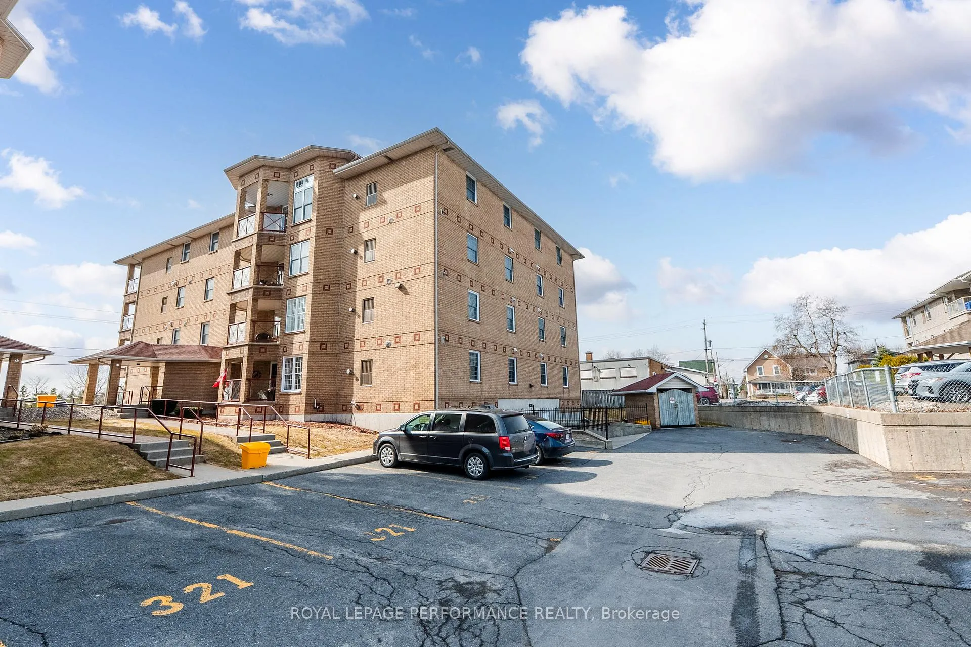 Photo 31 of Unit 301, 331 Water Street W, Cornwall — HOMEH