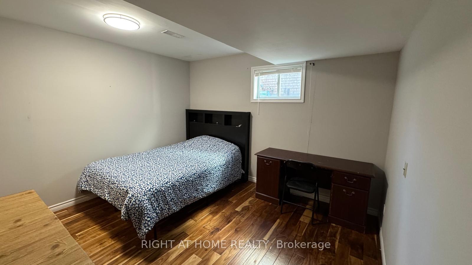 Photo 14 of 44 McLachlan Place, Guelph, Willow West/Sugarbush/West Acres — HOMEH