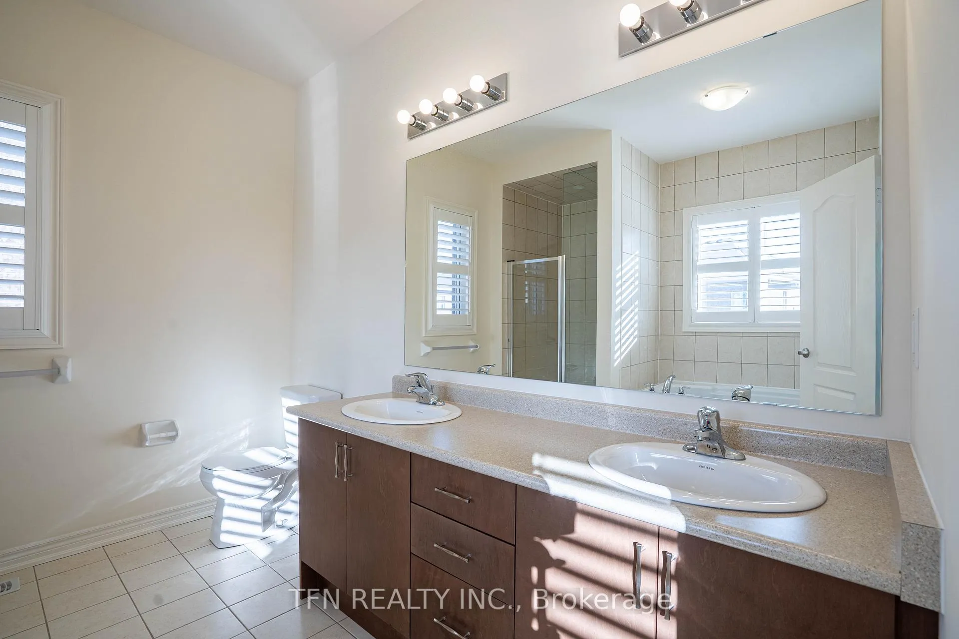 Photo 21 of 42 Ebenezer Drive, Hamilton, Waterdown — HOMEH