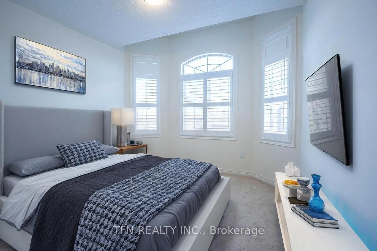 Photo 24 of 42 Ebenezer Drive, Hamilton, Waterdown — HOMEH