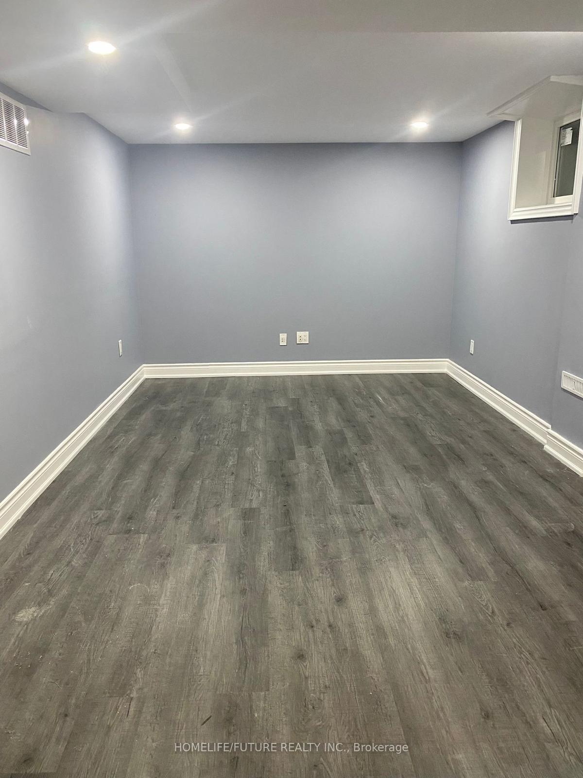 Photo 5 of Unit Bsmt, 79 Lynch Circle, Guelph, Pineridge/Westminster Woods — HOMEH