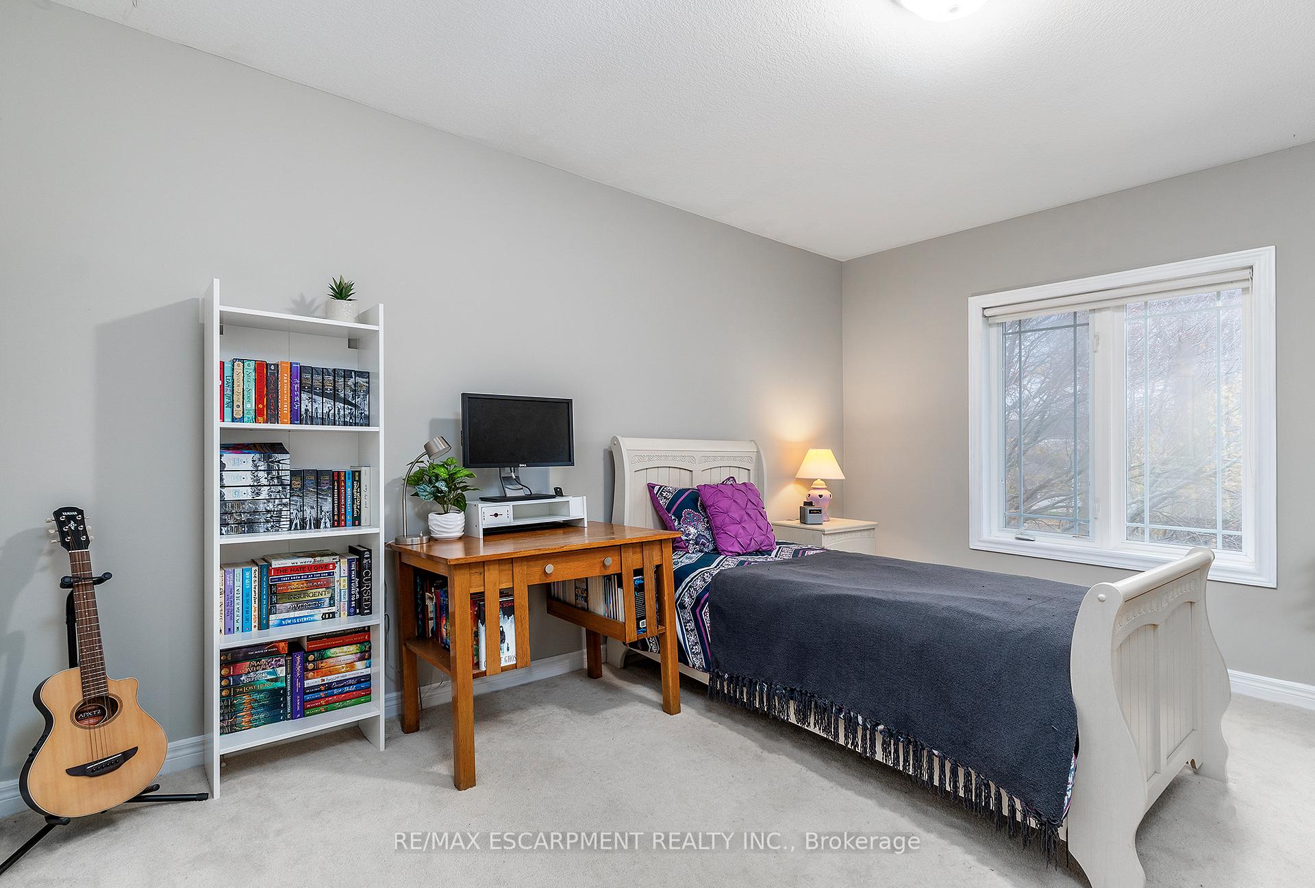 Photo 18 of 49 Conrad Place, Grimsby, Grimsby Beach — HOMEH