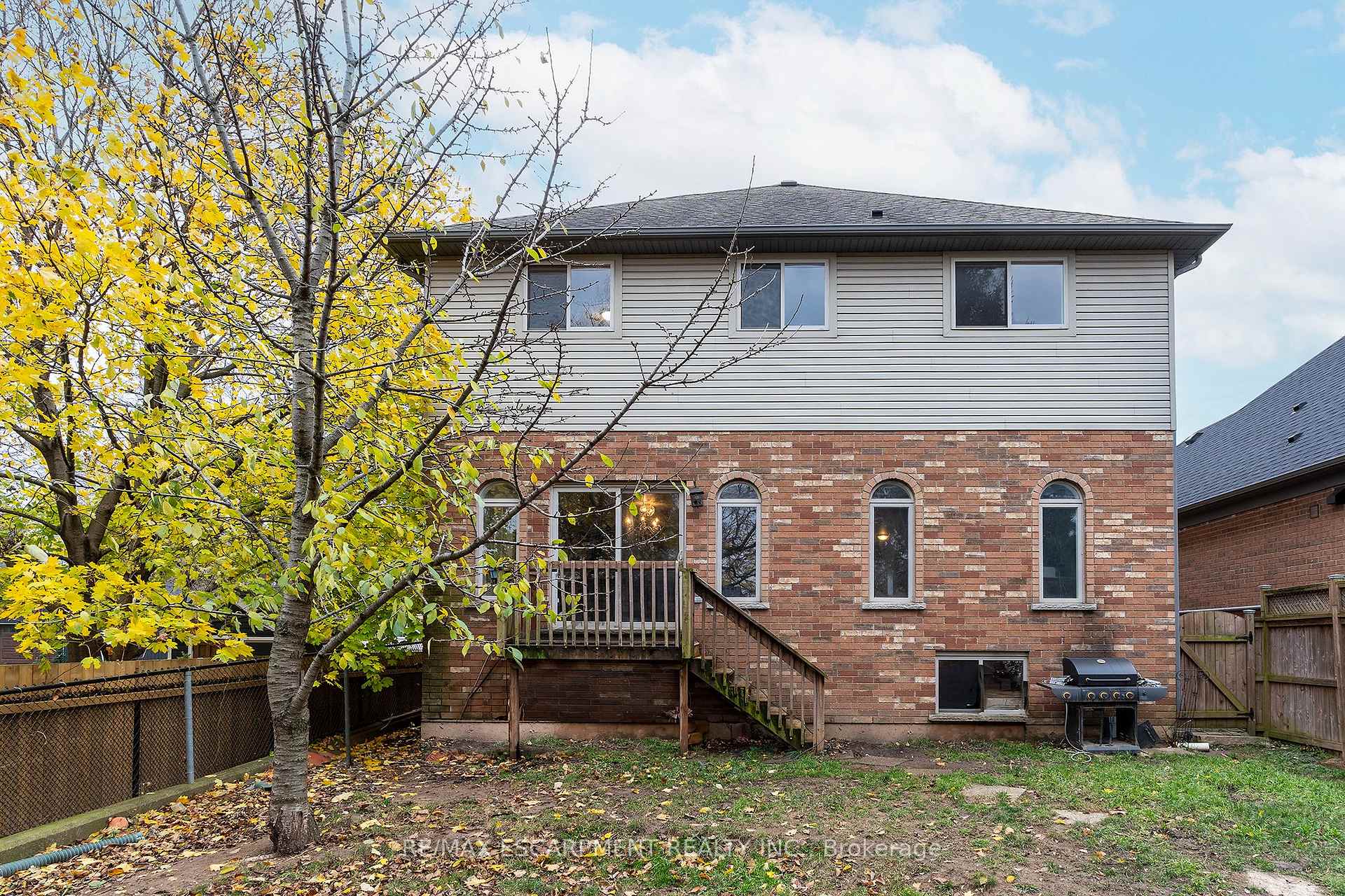 Photo 21 of 49 Conrad Place, Grimsby, Grimsby Beach — HOMEH