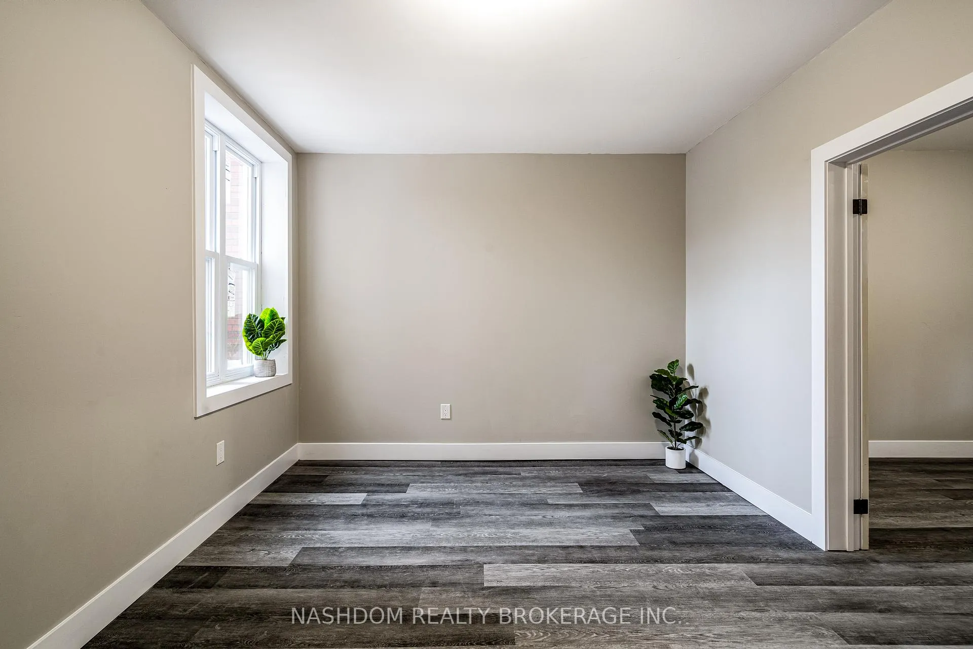 Photo 6 of 100 Sherman Avenue N, Hamilton, Stipley — HOMEH