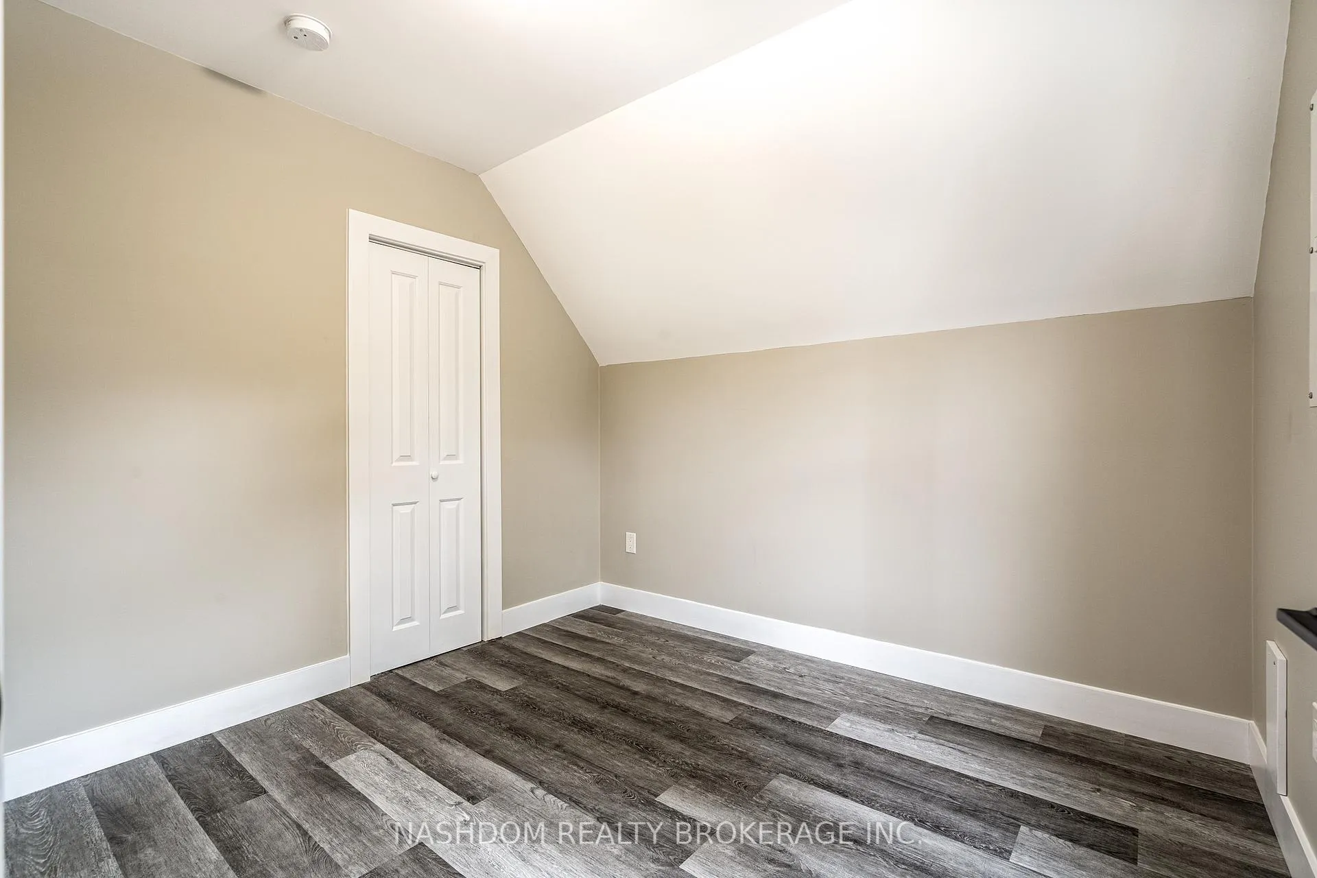 Photo 30 of 100 Sherman Avenue N, Hamilton, Stipley — HOMEH