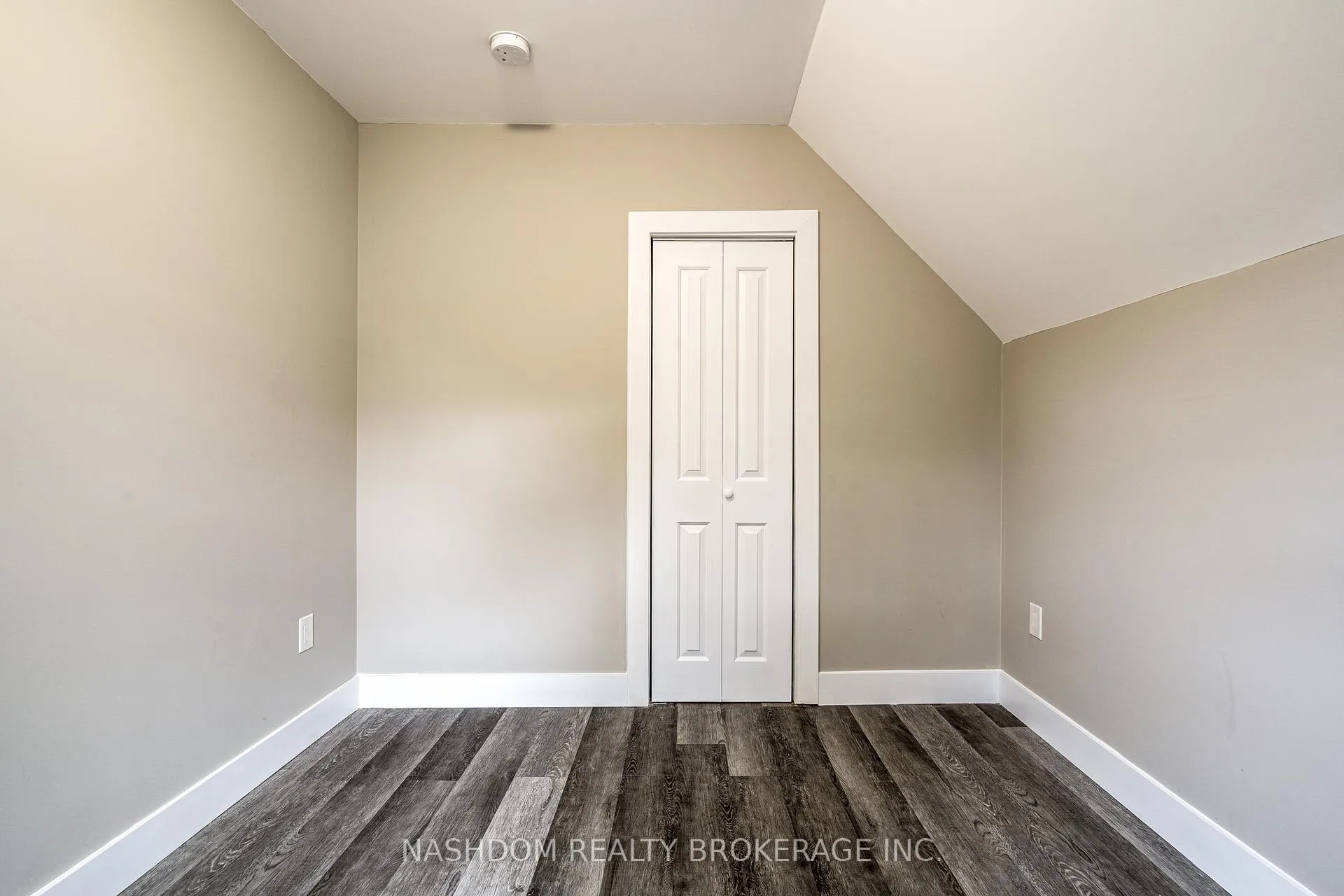 Photo 32 of 100 Sherman Avenue N, Hamilton, Stipley — HOMEH