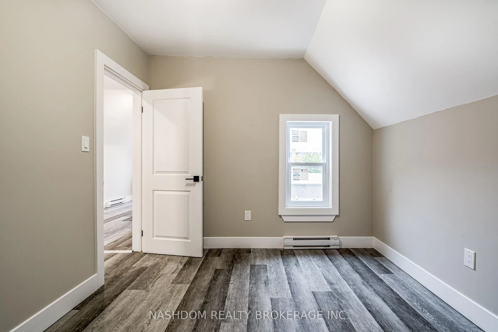 Photo 37 of 100 Sherman Avenue N, Hamilton, Stipley — HOMEH