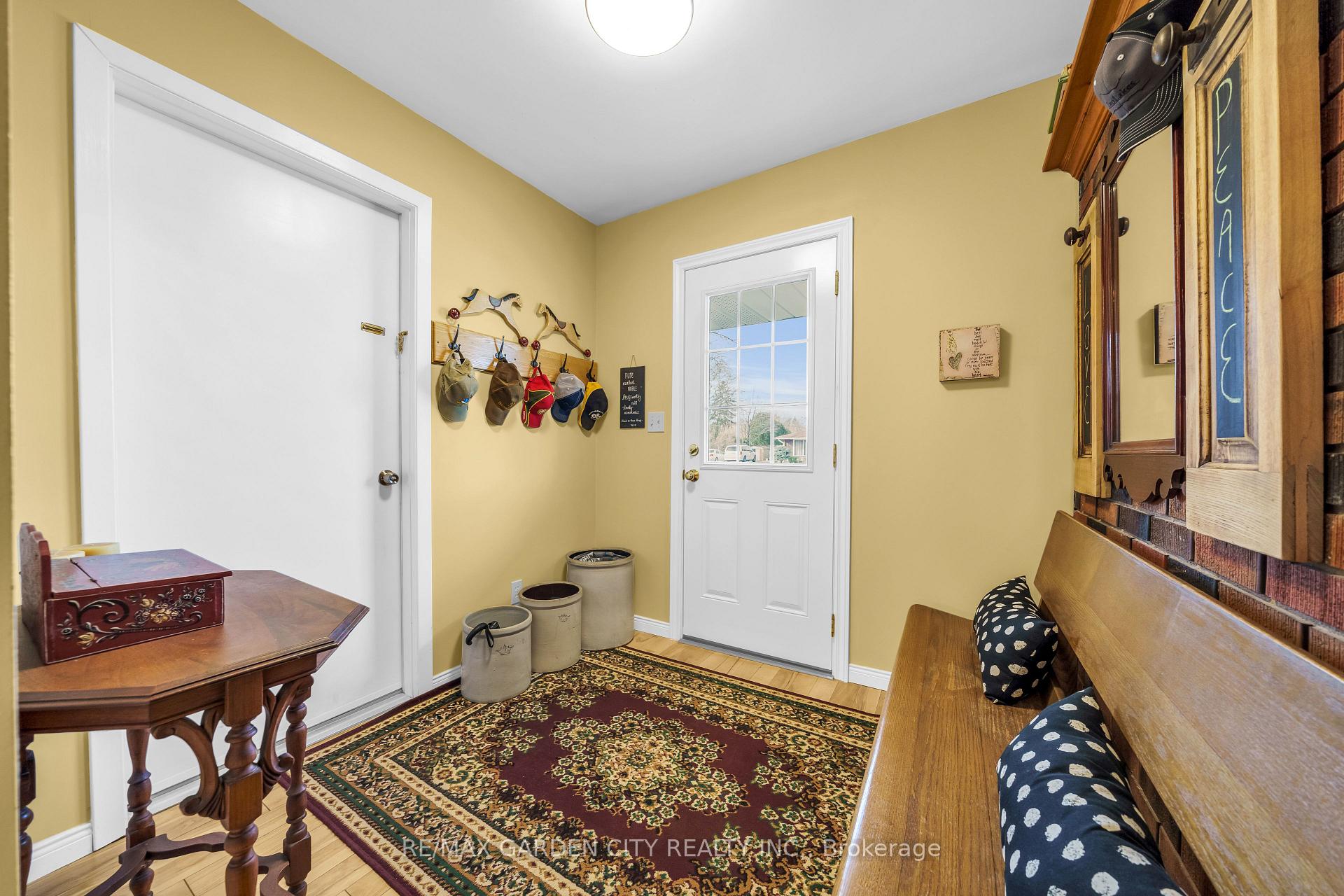 Photo 10 of 4 Bendamere Drive, Grimsby, Grimsby Beach — HOMEH